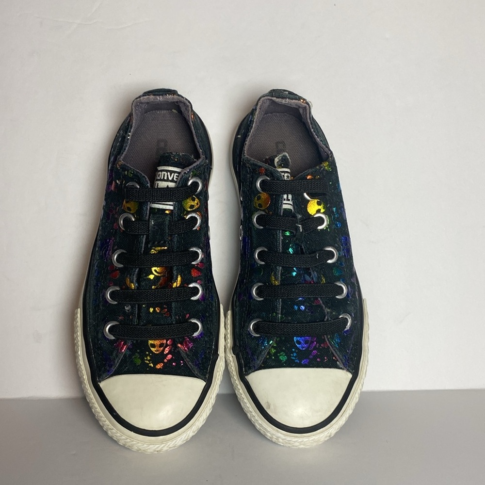 Chuck Taylor All Star Easy On Doodles Irridescent Pattern Canvas Sneakers - Picture 6 of 9